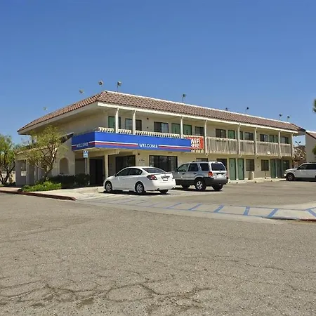 Vagabond Inn Buttonwillow North I-5 